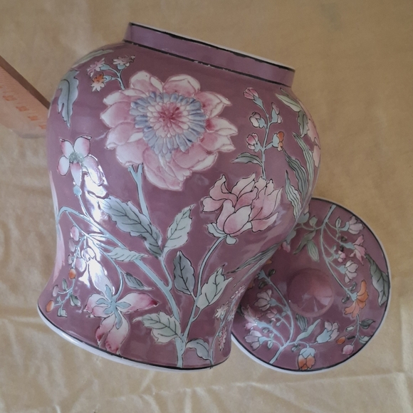 Vtg. Style Purple Floral Ginger Jar Ceramic Hand Painted Chinoiserie Lidded Urn - Picture 2 of 13